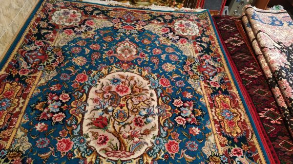 فرش دستبافت 6 متری گل ابریشم سالاری تبریز